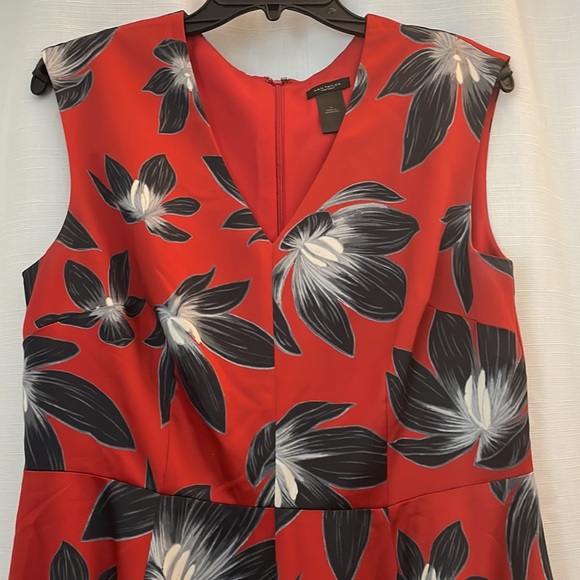 Red midi silk dress - Picture 3 of 5